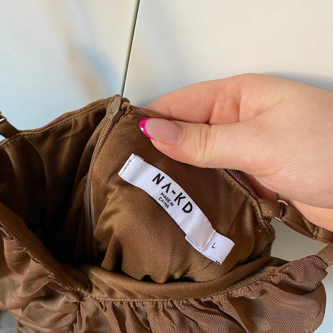 Rynkad klänning från Nakd  - 90