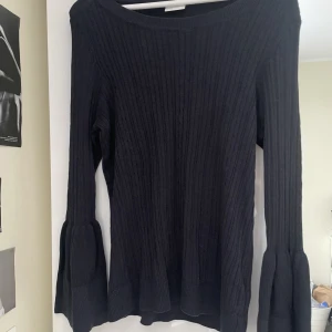 Tröja från Vila - Blå tröja från Vila strl L passar mindre också dock🙏otroligt skön
