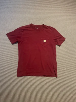 Carhartt t-shirt - Bra skick, inga tecken på användning.