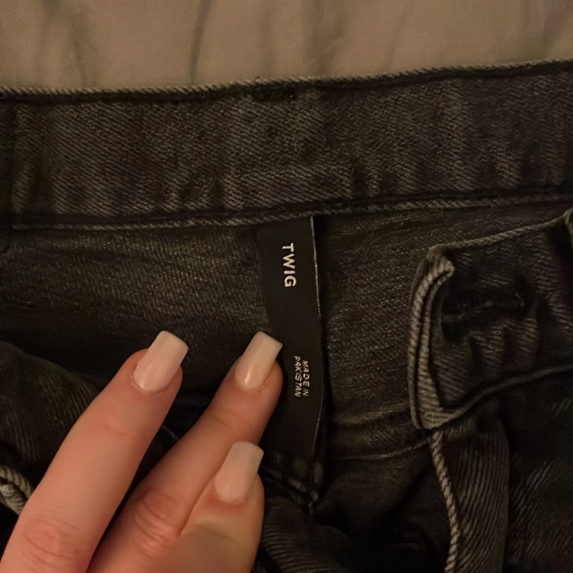 Snygga weekday jeans  - 90