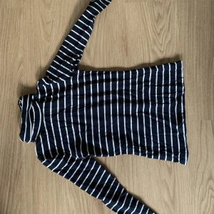 Polo tröja - Fin långarmad polotröja i stl xs , knappt använd