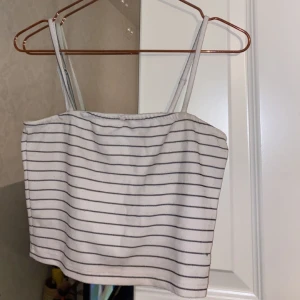Topp - Fin topp från Veromoda 😍 Inte mycket använd, Fint skick ☺️