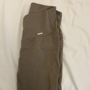 Tränings-tights från Aim’n - Knappt använda 