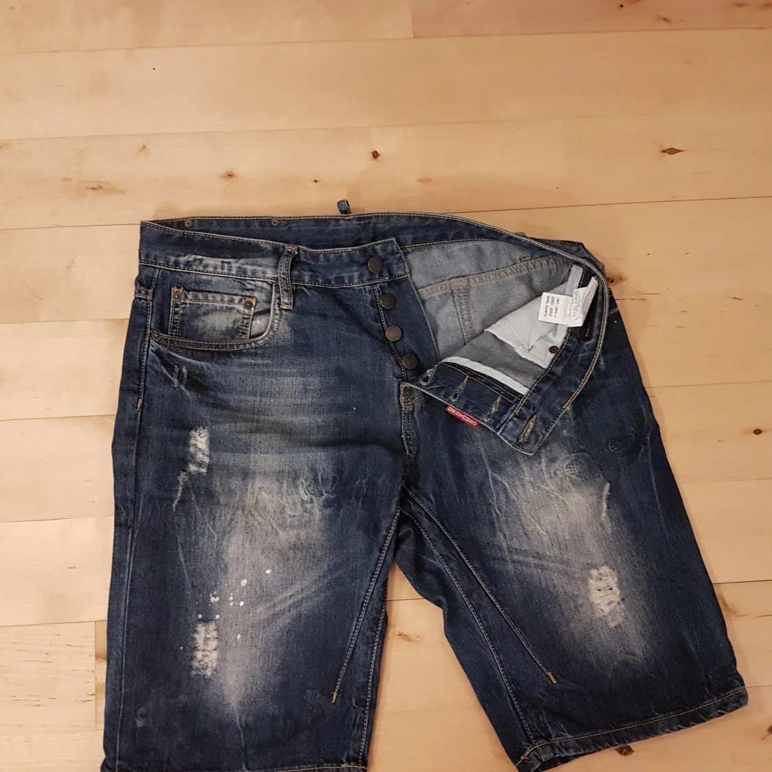Dsquared2, jeansshorts st.33, blå