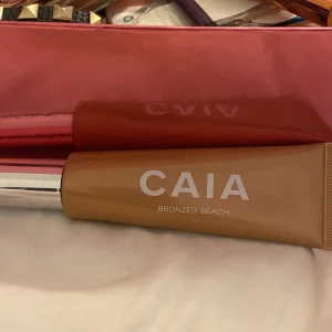 Caia highlighter  - Caia highlighter Originalpris 325. Köp för 180. Helt ny