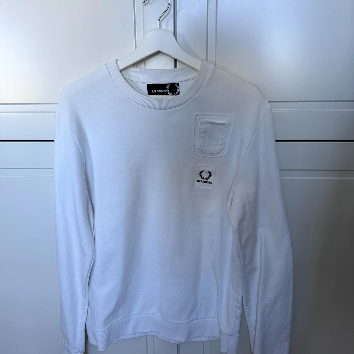 Raf Simons x Fred Perry - Vit crewneck