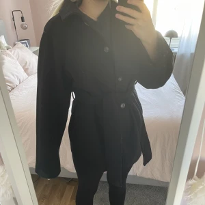 Kappa  - Jättesöt kappa från Gina Tricot, knappt använd💕