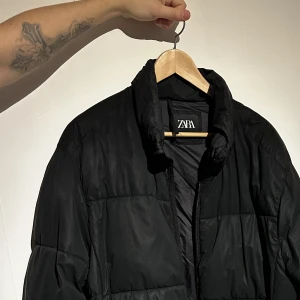 Zara Puffer - Använd några gånger, lite oversized