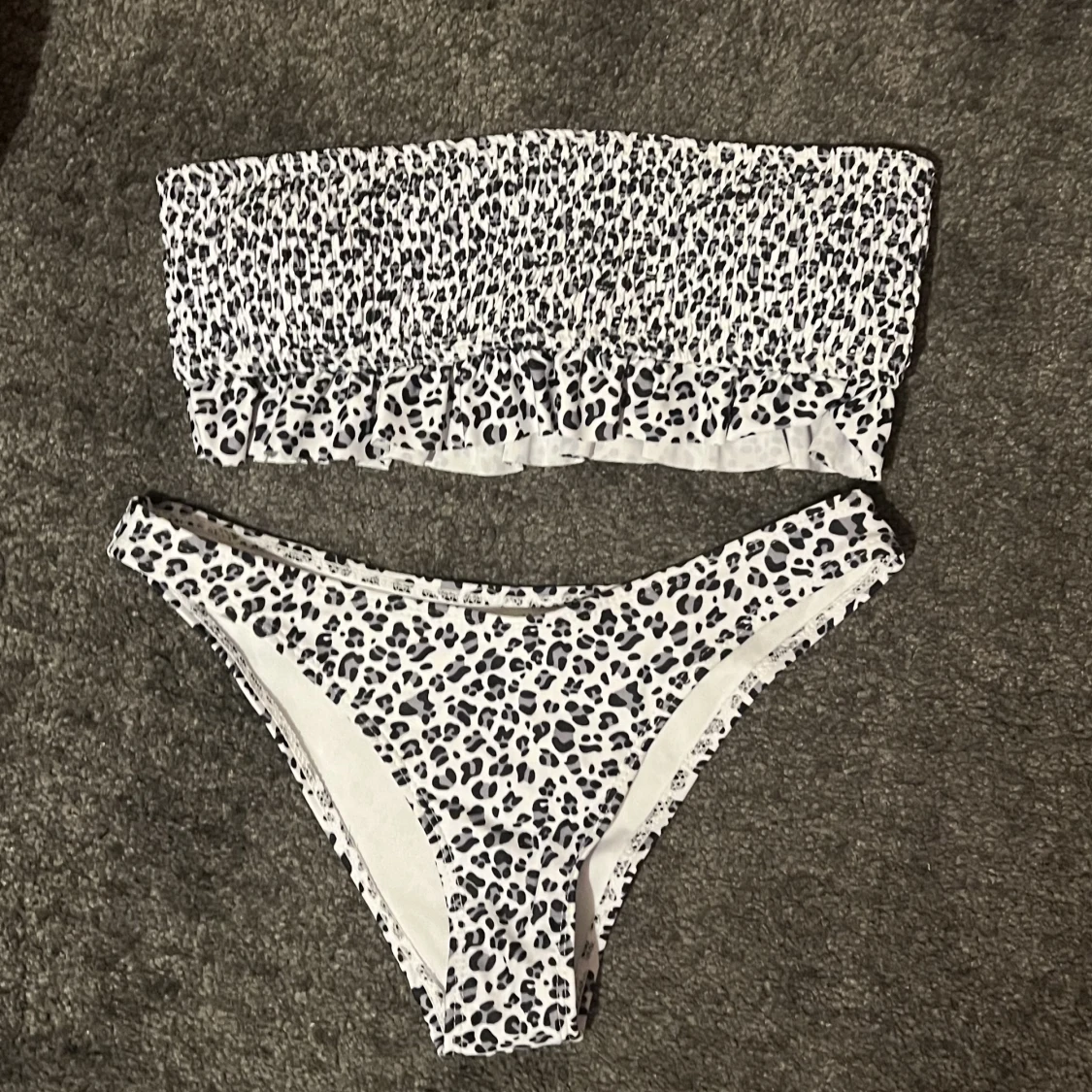 Bikini leopard 