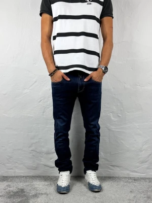 Replay jeans  - Ett par riktigt snygga jeans från Replay i storlek W28 L30 i modellen Anbbas 