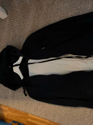 Lyle Scott hoodie - Lyle Scott zip hoodie.