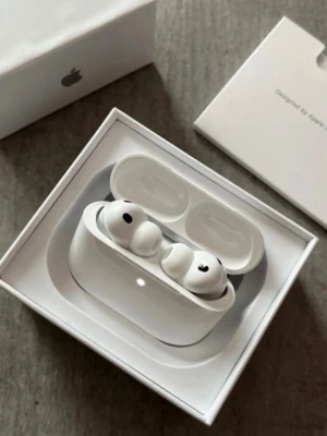 AirPods Pro  - Säljer dessa då dom ej används. Skriv på pm för mer info.