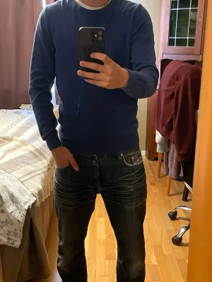 Dressman - Säljer en tröja från dressman som är i bra skick och har inga defekter. Tröjan lite liten i storlek så om man den passar S också. Skriv ifall du har någon fråga!