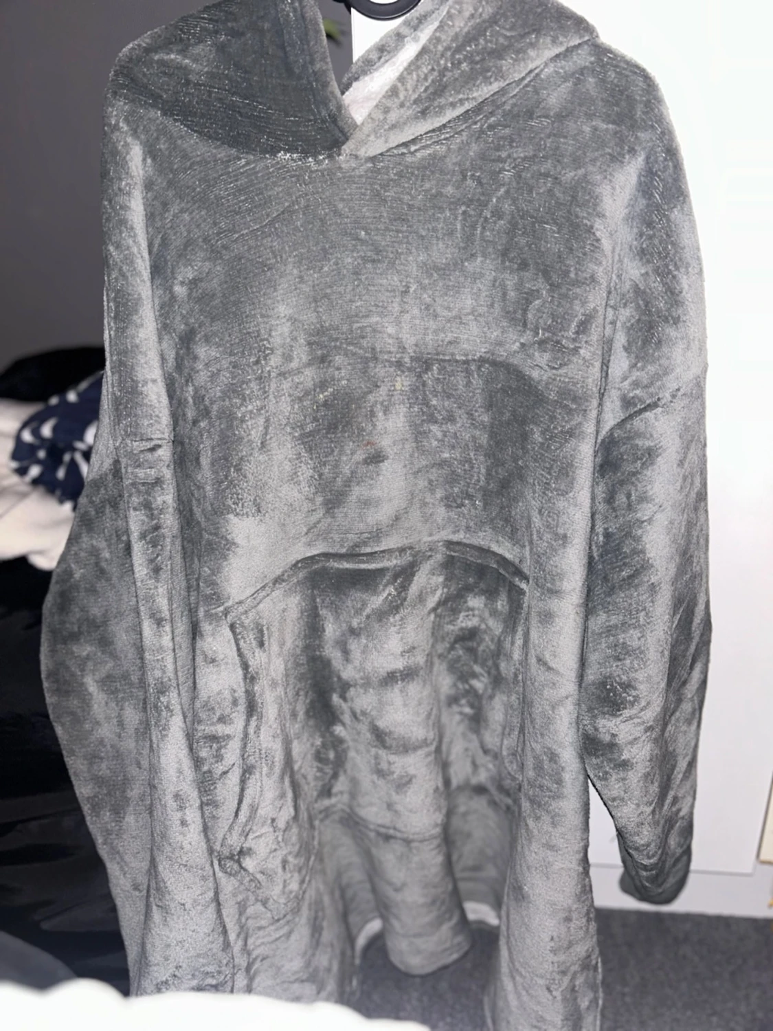 Grå oversized fleecehoodie