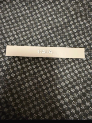 Perfect Pout Lip Primer Ifrån CAIA! - Ifrån CAIA En Lip-Primer/Läpp-Primer En Perfect Pout Lip Primer Helt ny Aldrig använd! 