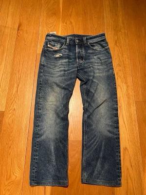 Diesel Jeans - Diesel Jeans i storlek W30 L29. Kom med frågor och prisförslag☺️