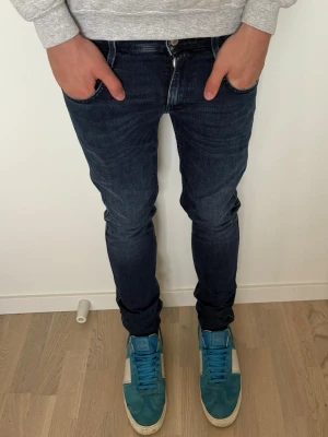 Replay jeans - Replay jeans | Modell: Anbass | Storlek 29/32 | Bra skick
