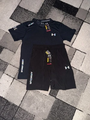 Under armour  - Storlek:M