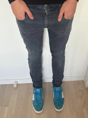 Replay jeans - Replay jeans | Modell: Anbass | Storlek 30/32 | Bra skick