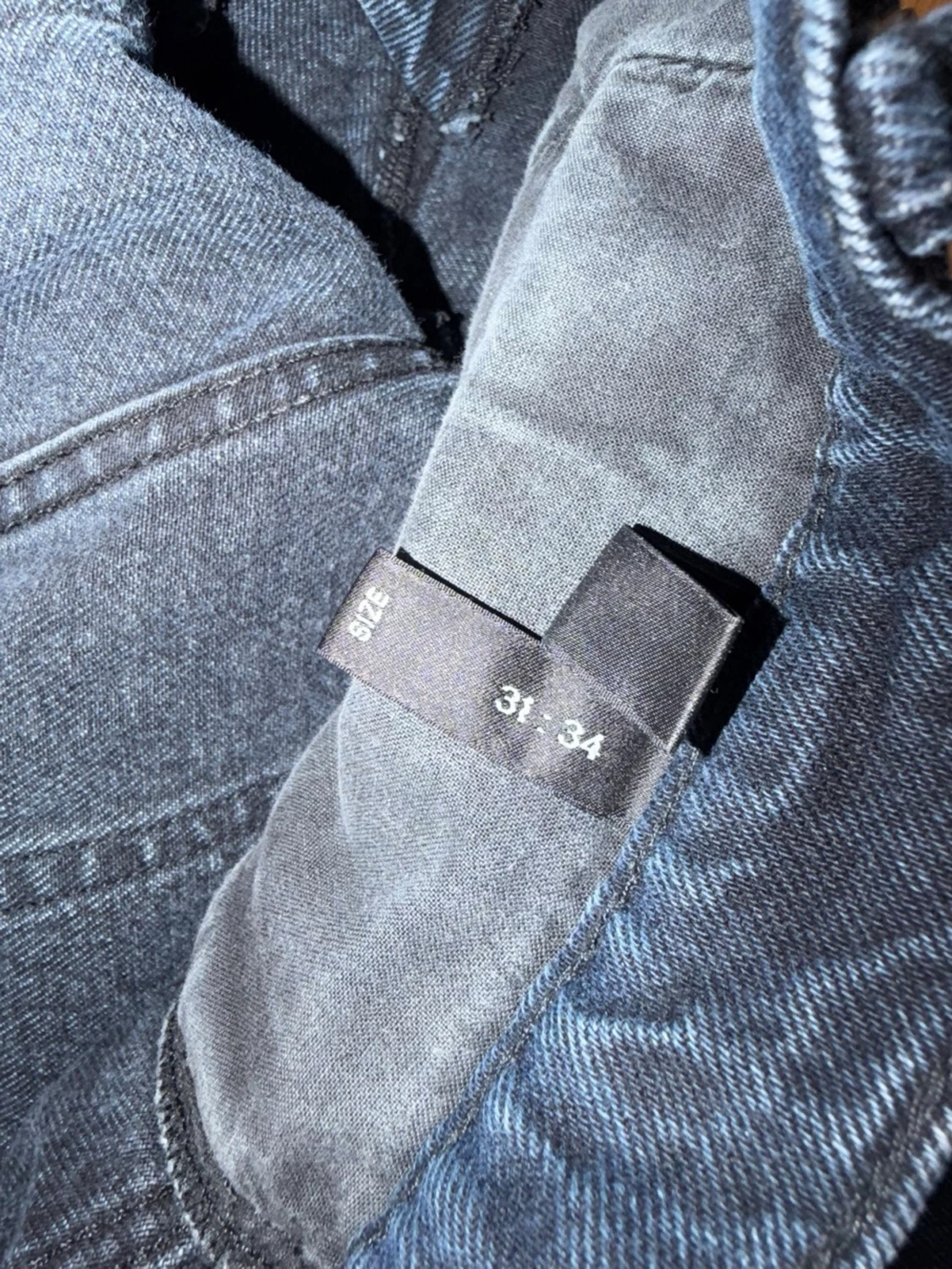 Mörkblå raka jeans - 2