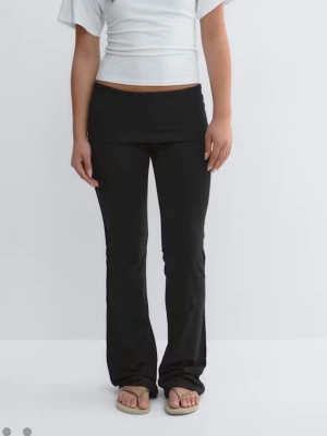 Yoga pants  - Säljer dessa jätte fina och sköna yoga pants 