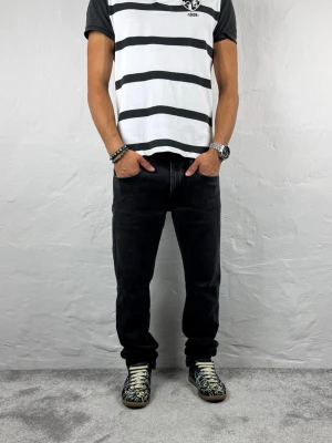 Replay jeans  - Ett par riktigt snygga jeans från Replay i storlek W31 L32 i modellen Anbbas 