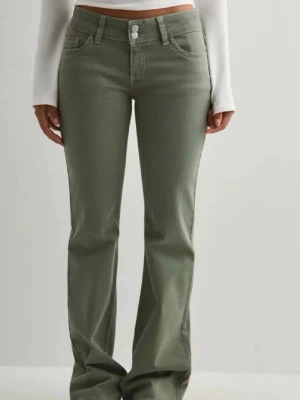 gröna jeans - Snygga gröna bootcut jeans från Nelly, skriv privat för fler bilder
