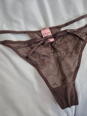 Trosor - Använda trosor, säljer även bilder/videos, strumpbyxor, fotbilder m.m. 500 kr st och endast swish. 