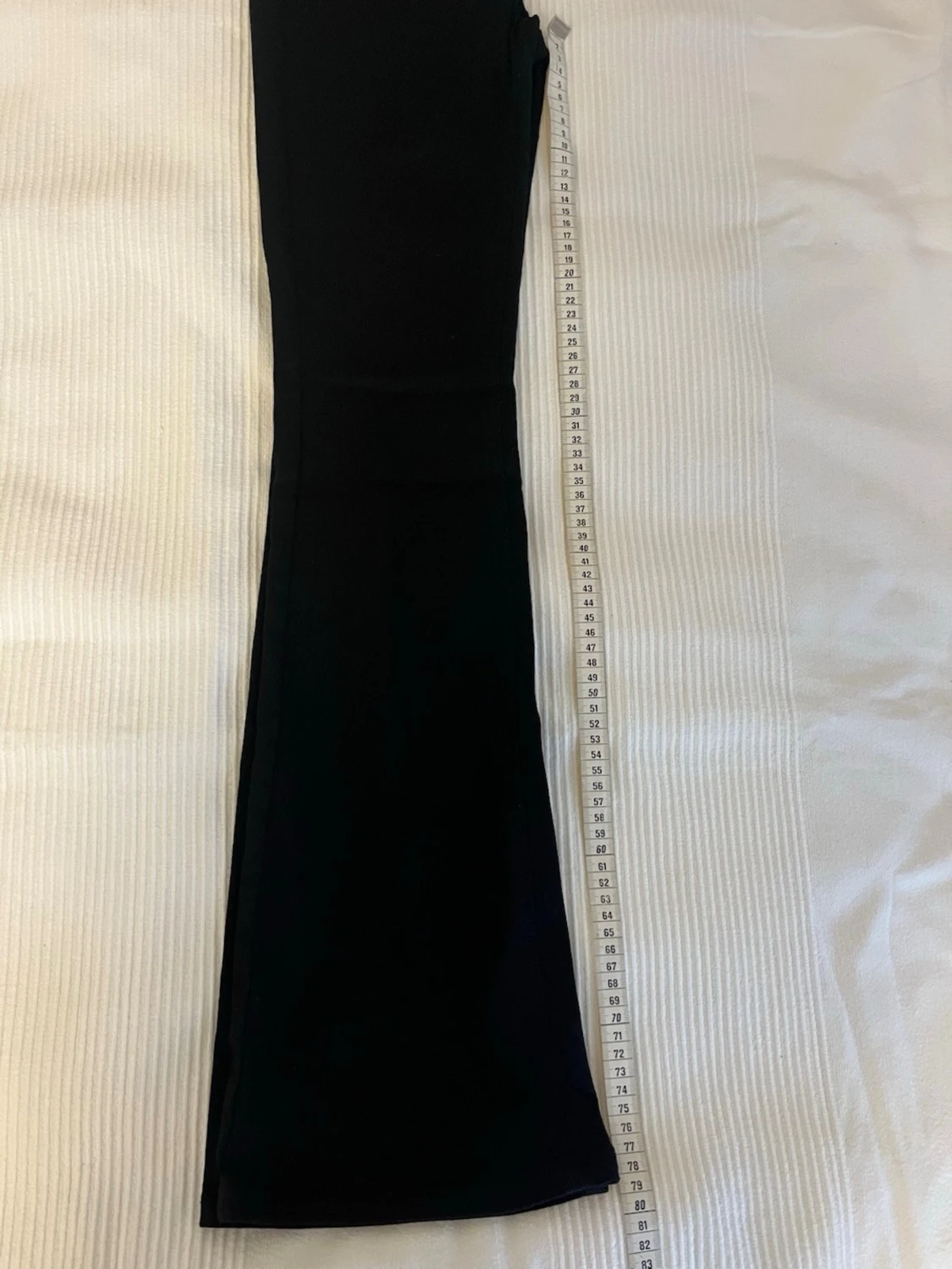 Svarta bootcut jeans från Vero Moda - 4