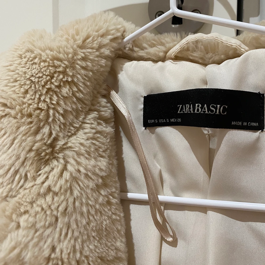 Pälsjacka från Zara - 90