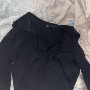 Zara tröja - Snygg tröja från zara, sparsamt använd. Strl s