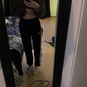 Trackpants/popperpants - Trackpants/popperpants från kappa säljes i storlek S säljes. 100kr + frakt