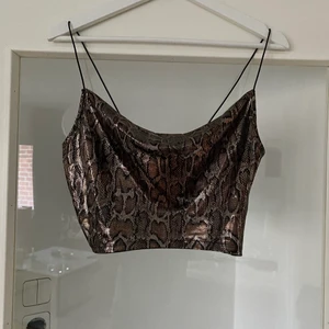 Croppad topp H&M S - Croppad topp från H&M