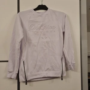 Kofta / hoodie utan luva - Fin hoodie som aldrig är använd 