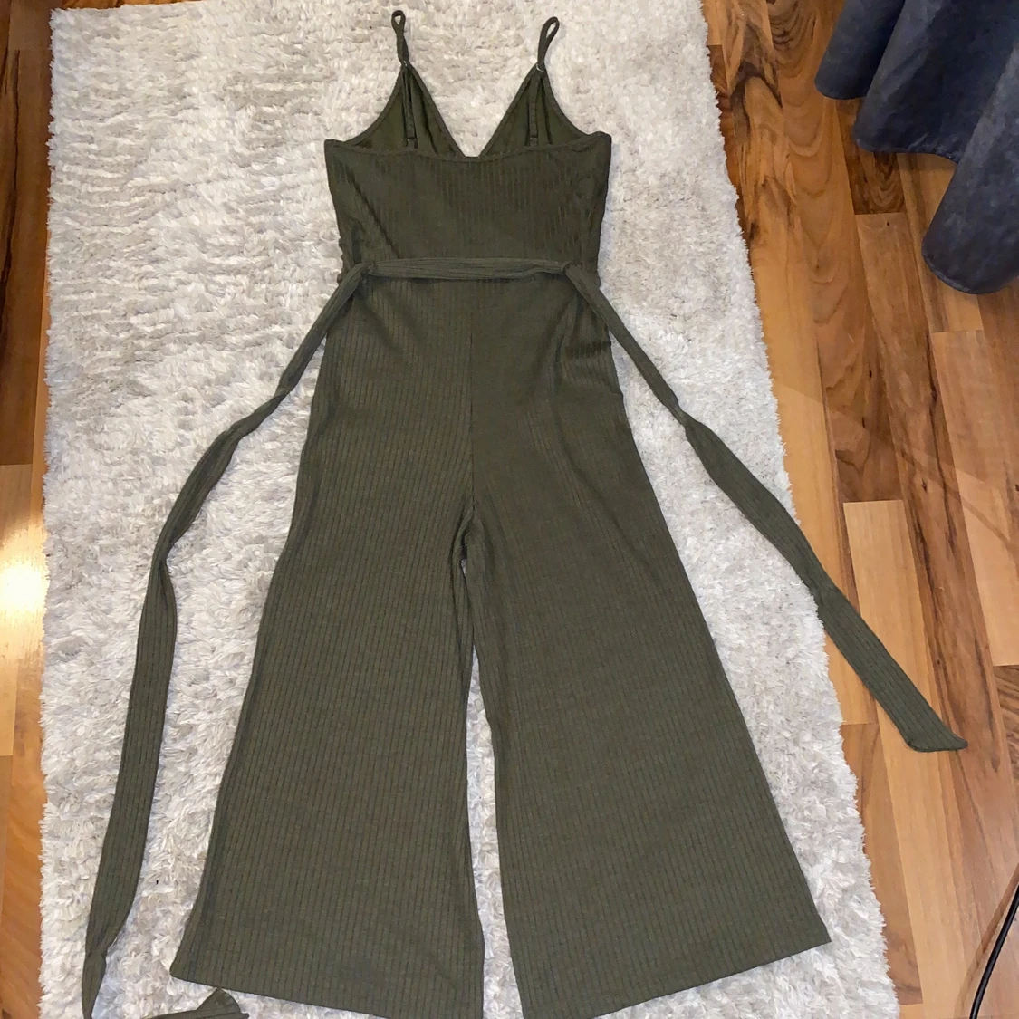 Militärgrön jumpsuit strl S - 91