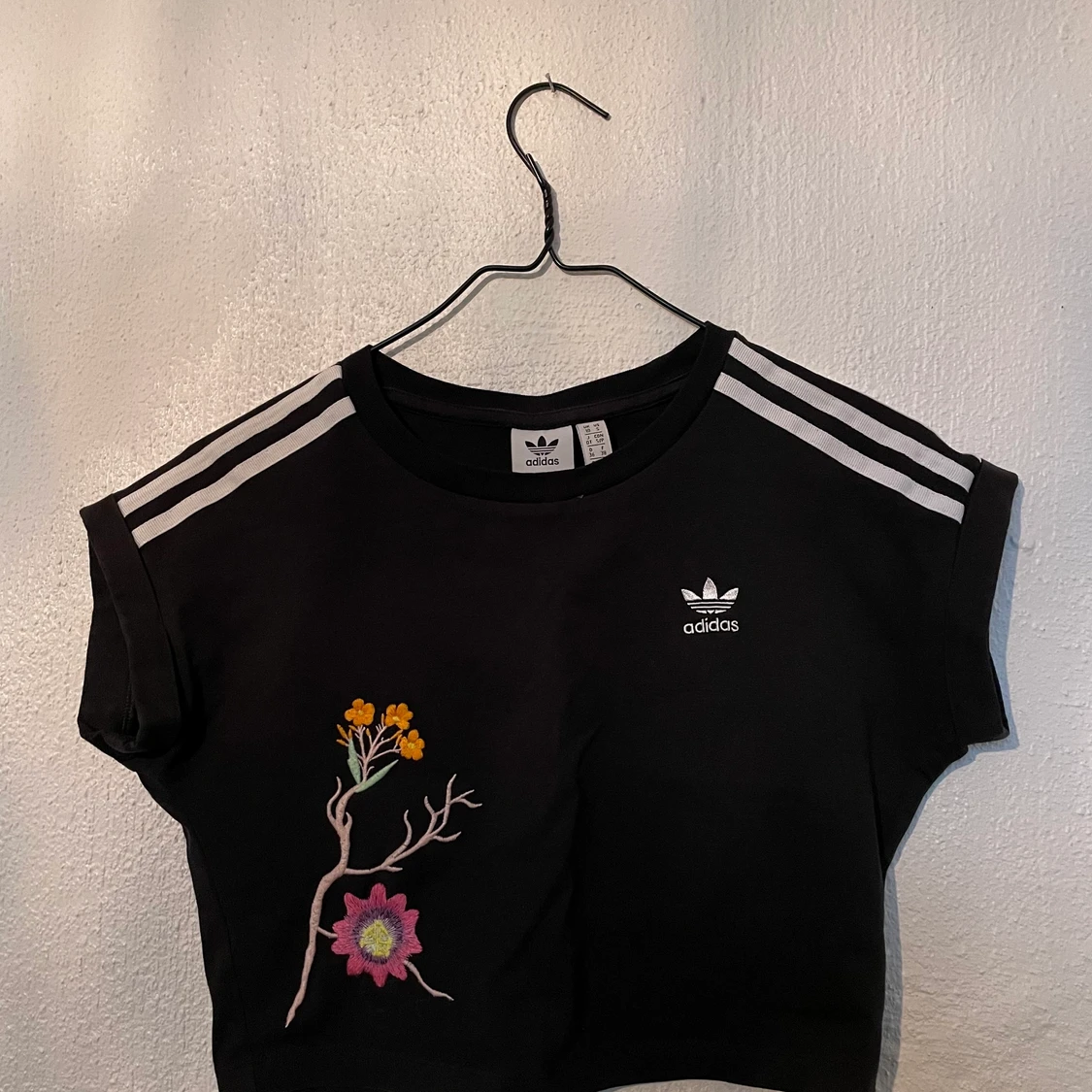 Adidas kort topp
