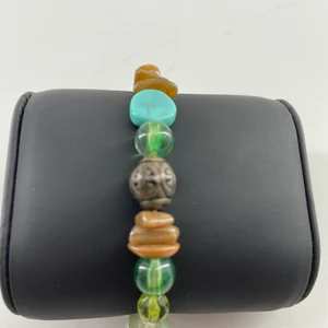 Pärl armband med stenar  - Aldrig använt! 