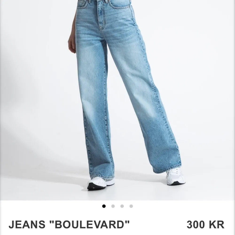 Säljer ett par jätte fina jeans . Jeans & Byxor.