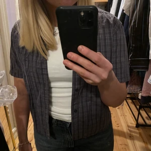 Skjorta  - Skjorta i stl M, bra skick