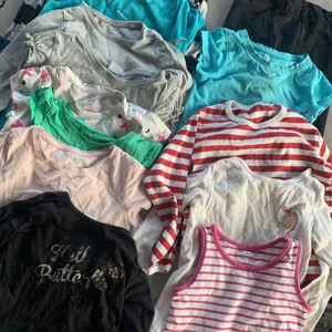 Barnkläder 90-100 - Barnkläder med storlekarna 90-100