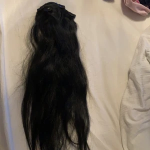 Svart äkta löshår clips från rapunzel of sweden  - 60cm 500kr 