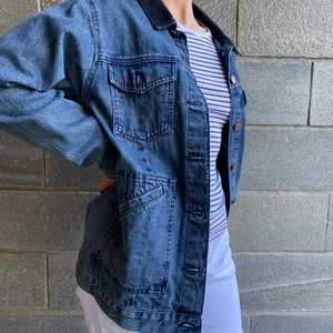 Jeansjacka  - Mjuk jeansjacka. Oversize stil 