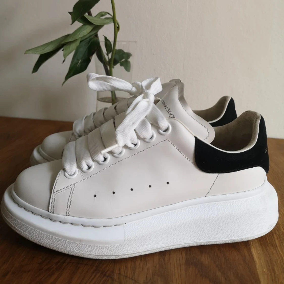 Alexander mcqueen  - 91