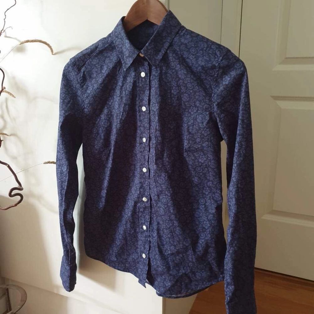 Gant skjorta storlek 36 | Plick Second Hand