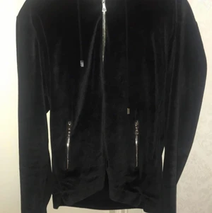 LIMITATO Hoodie  - Hej säljer min limitato Hoodie jag köpte från farfetch för 6200kr storlek medium 
