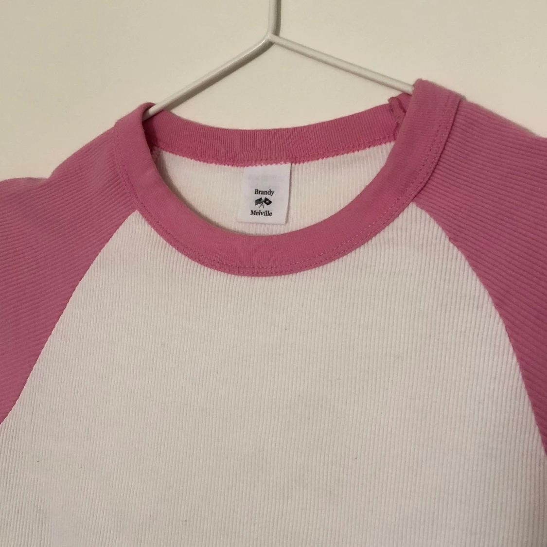 Brandy Melville T-shirt  - 91