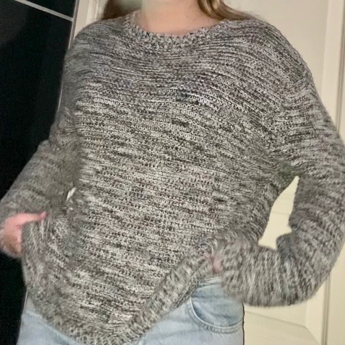 Mysig stickad tröja