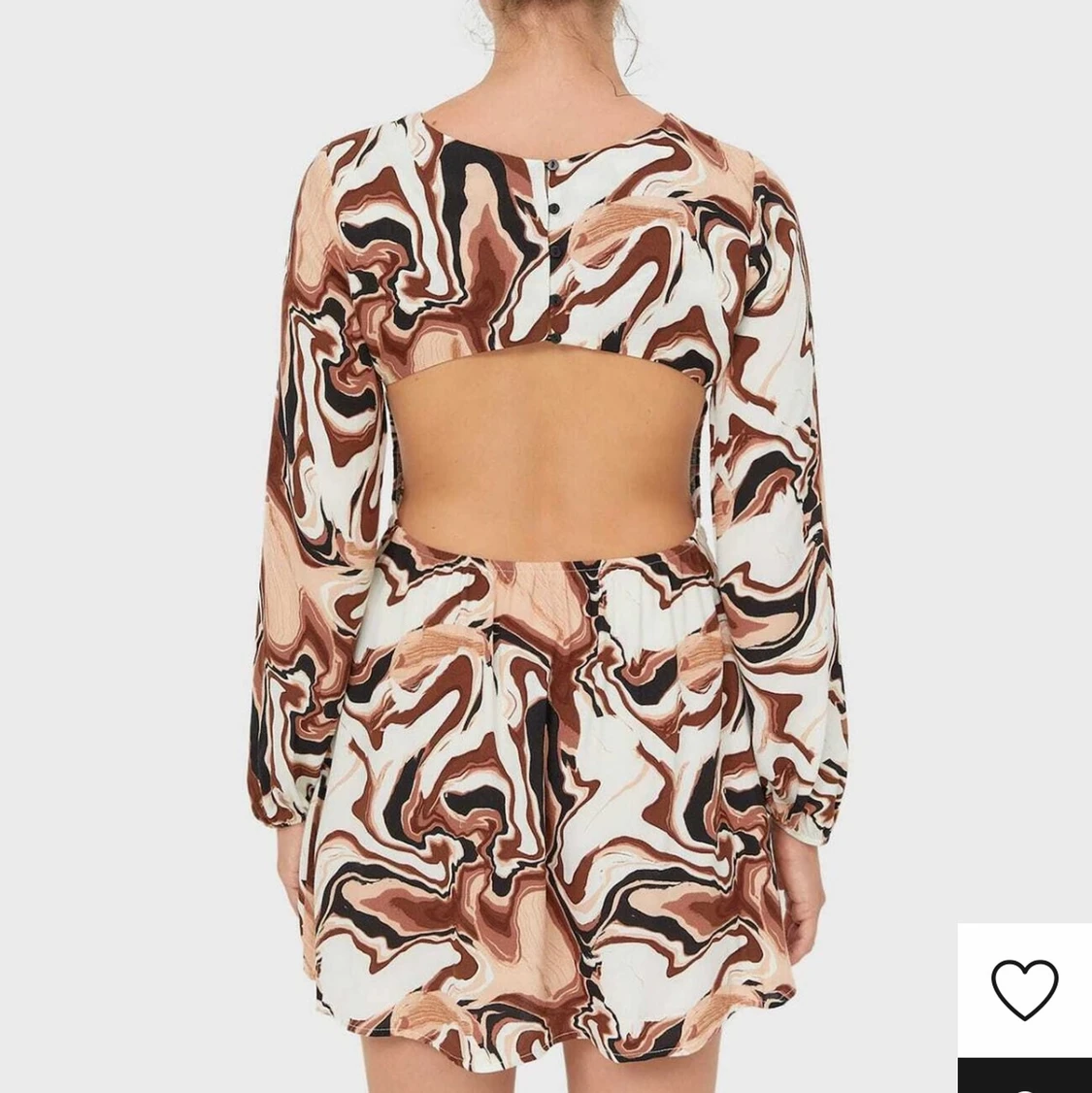 Klänning: aldrig använt