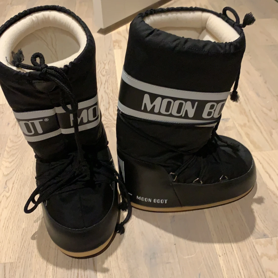 Moonboots 