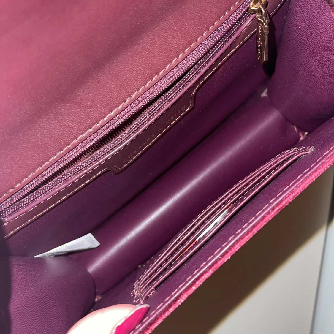 Charles & Keith sammet handväska - 91